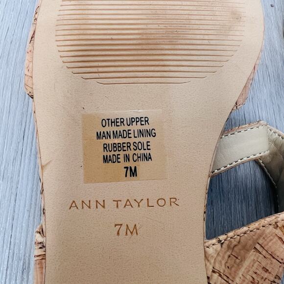 Ann Taylor Elongated Cork Chic Tan Pointed Toe Shoes Flats Size 7 - Picture 5 of 5